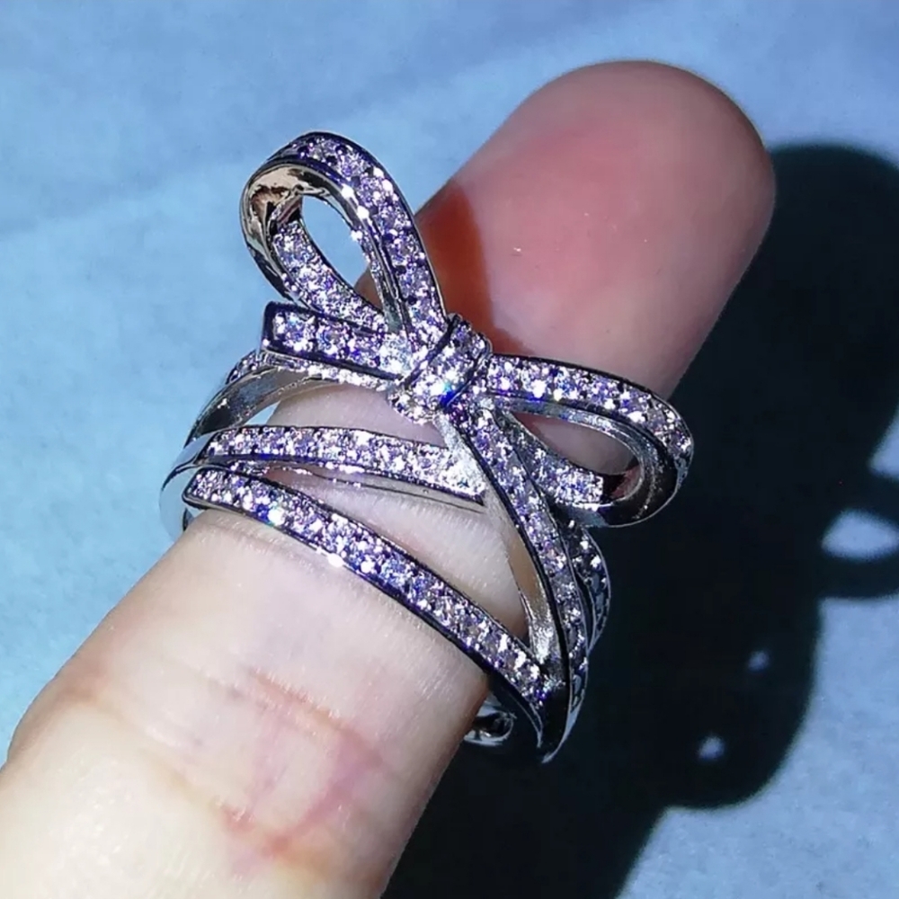 Gorgeous Bow Knot Ring - Picture 3 of 5